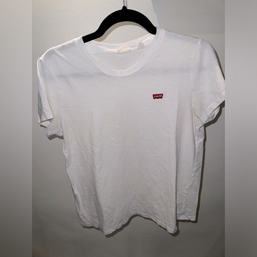 White short sleeve t-shirt